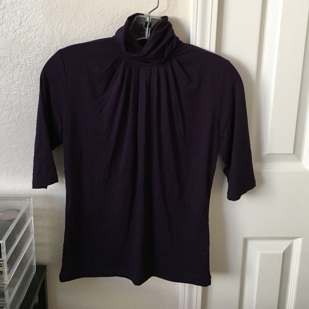 - Banana Republic Top
